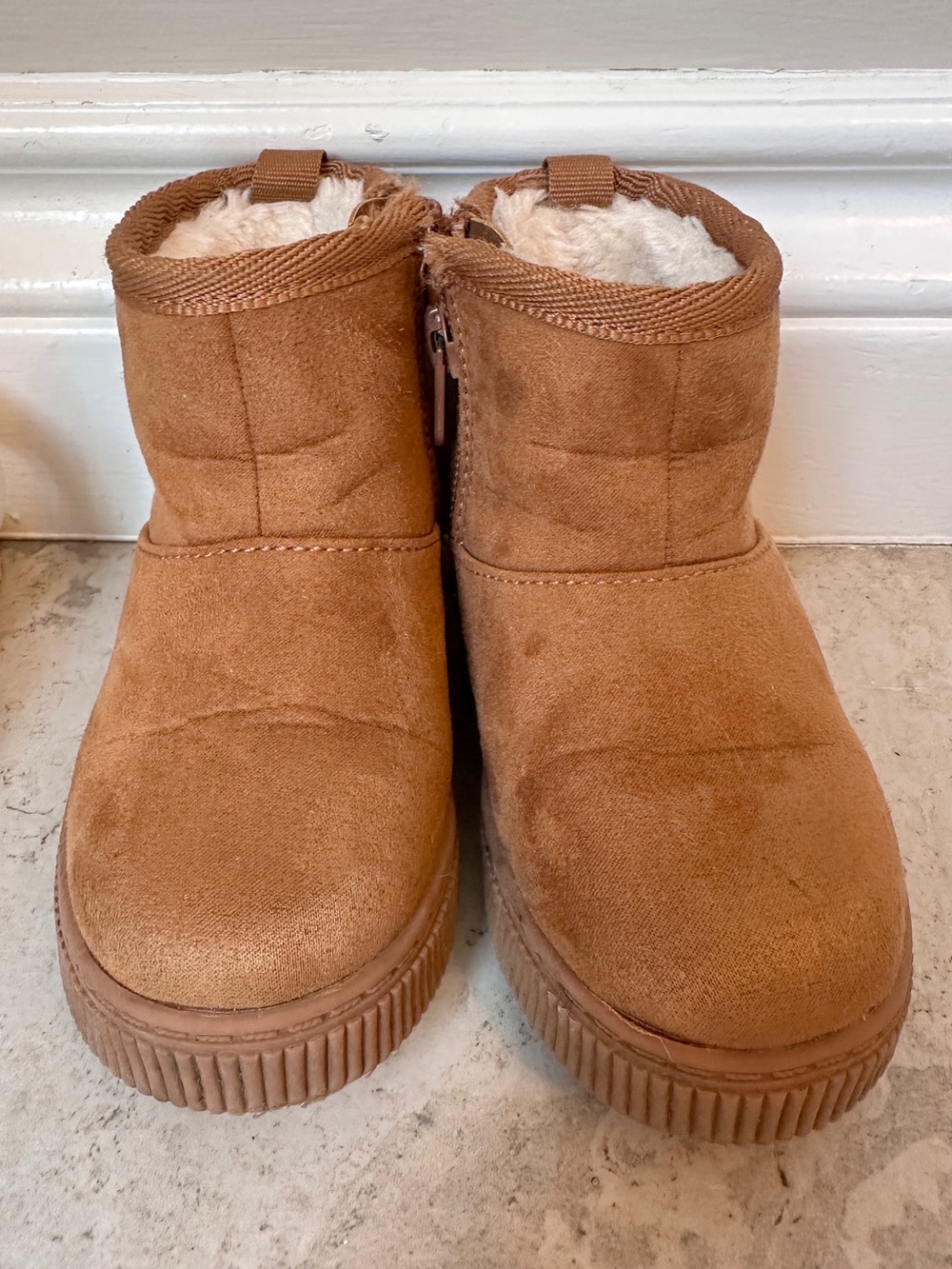 Cat and Jack Cozy Faux Suede Platform Ankle Boots - Chestnut